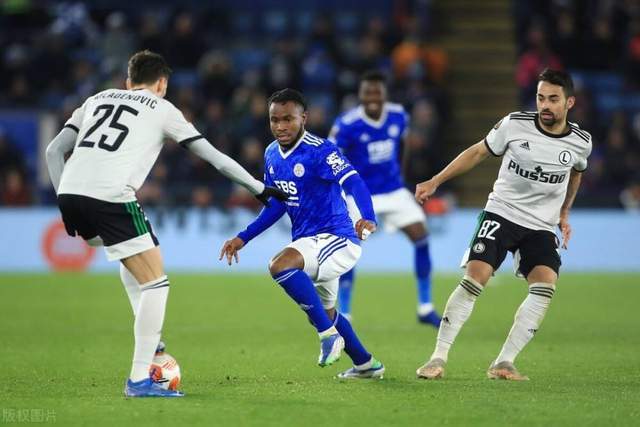 李凯尔首秀11分6篮板 中国男篮不敌意大利男篮